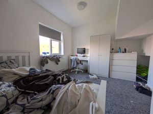 Photo 7- click for photo gallery